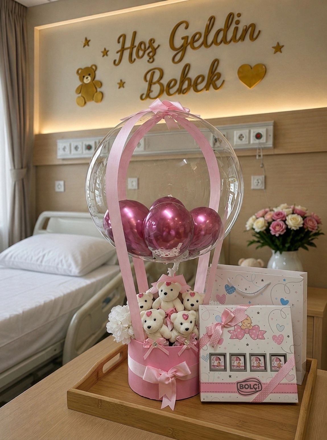 Balonlu Kutu Arajmanı Kız  Bebek İçin Bolçi Hediye Çikolata İle Birlikte